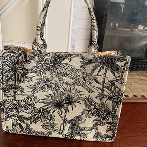 Jacquard weave handbag